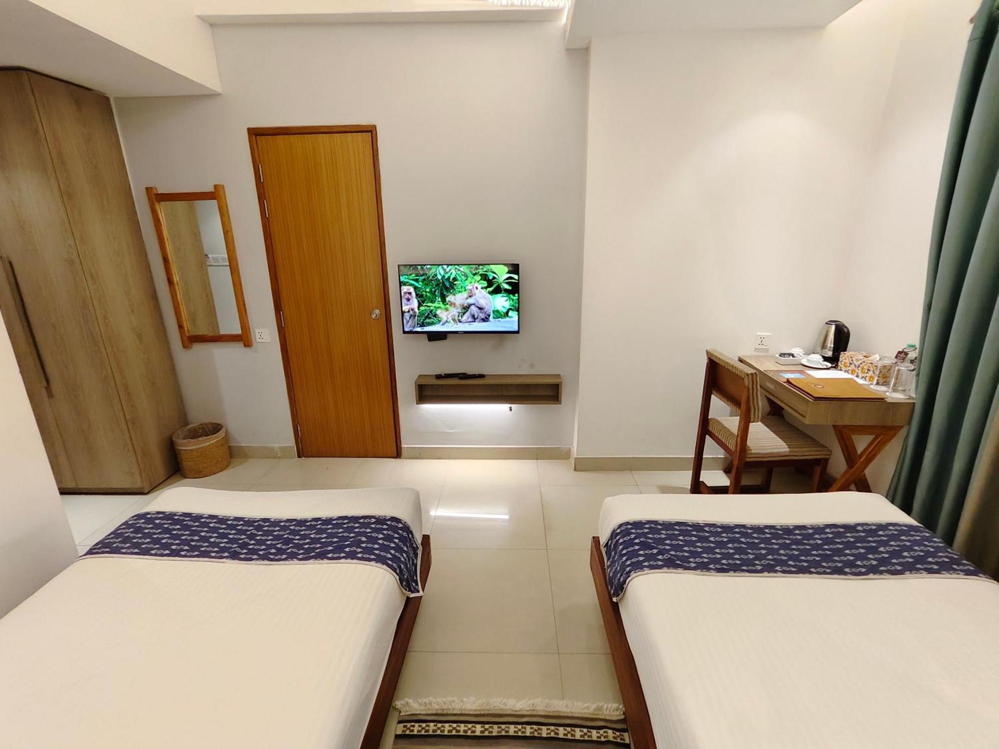 Hotel Nandini Dhaka Buitenkant foto