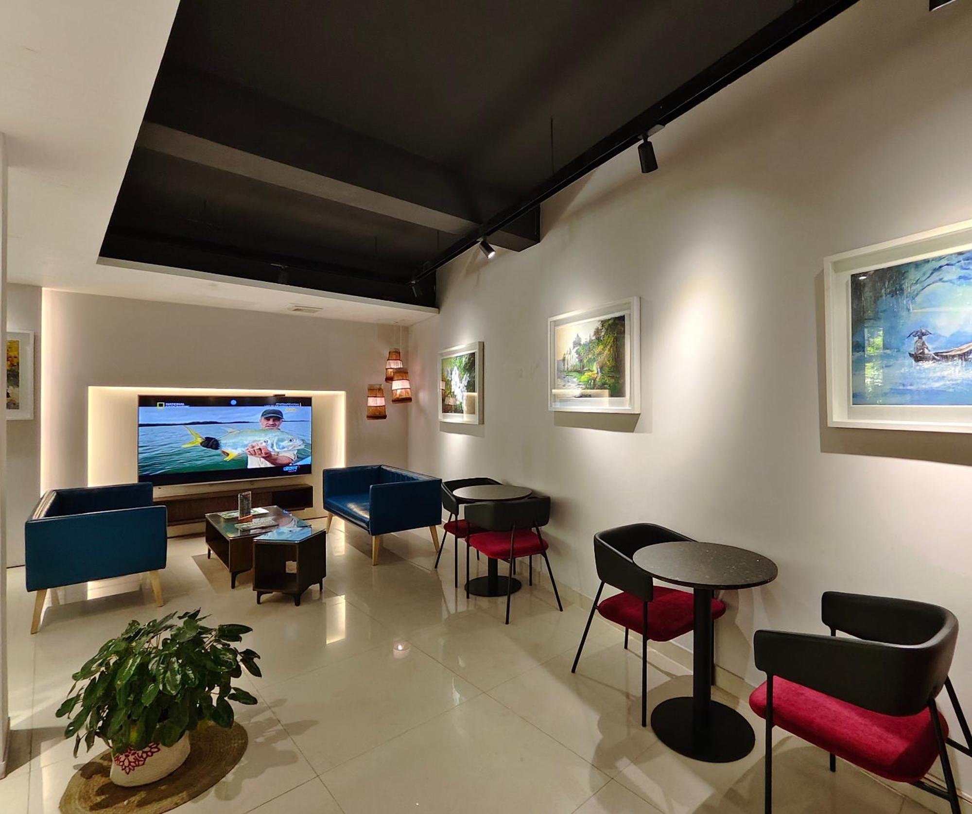 Hotel Nandini Dhaka Buitenkant foto