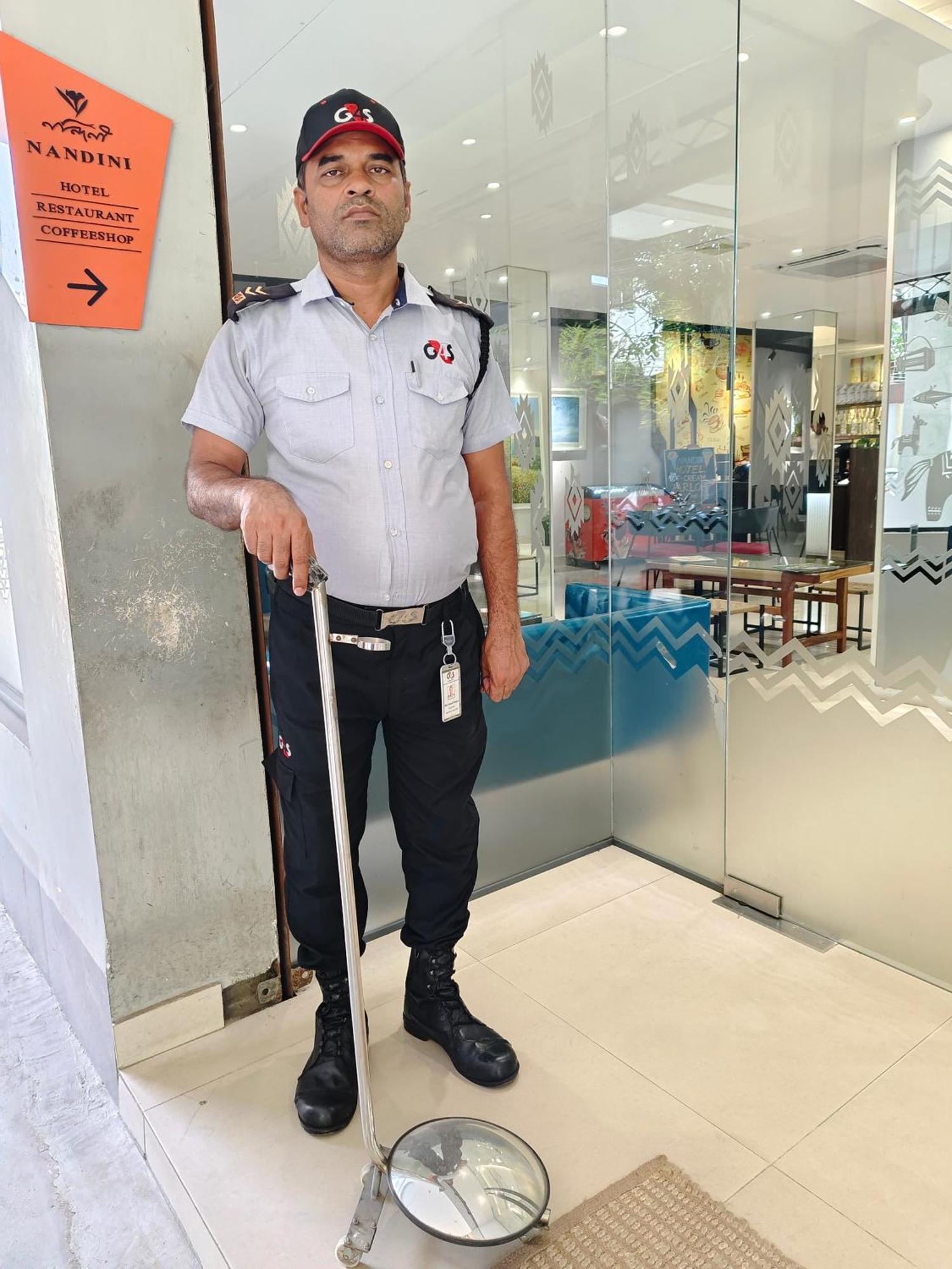 Hotel Nandini Dhaka Buitenkant foto