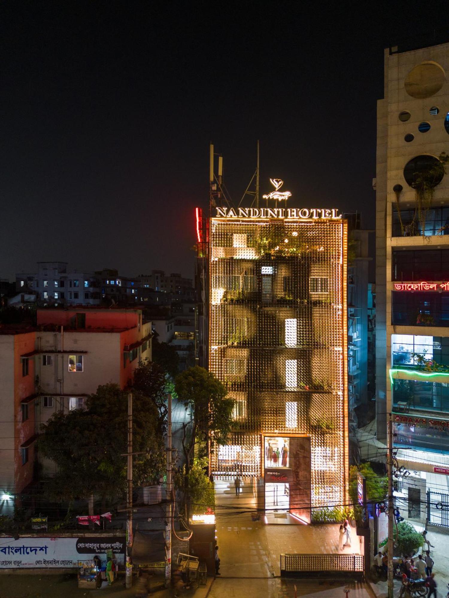Hotel Nandini Dhaka Buitenkant foto